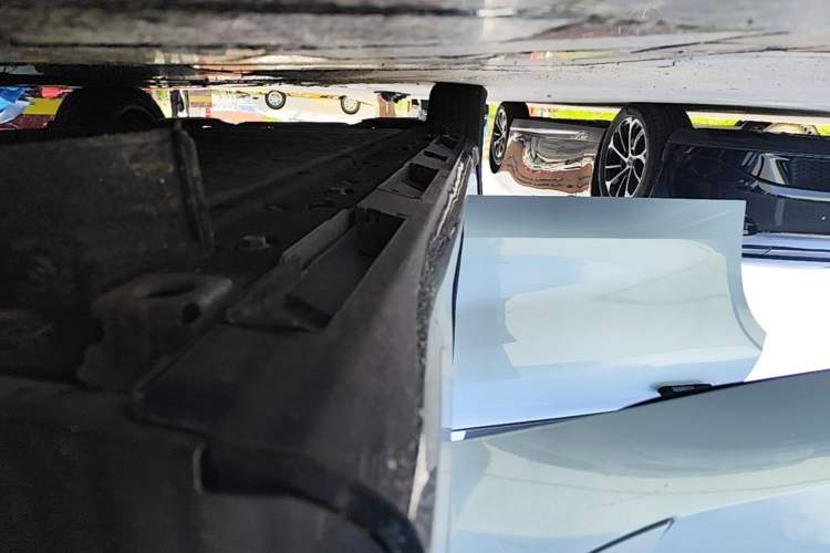 Used EXEED Star Era ES 2025 Pure Electric Pro 77 kWh Right Side Sill