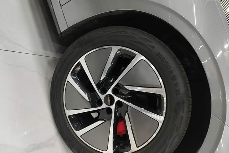 Used EXEED Star Era ES 2025 Extended-Range Pro High-Speed Driver Assistance Left Front Wheel Hub