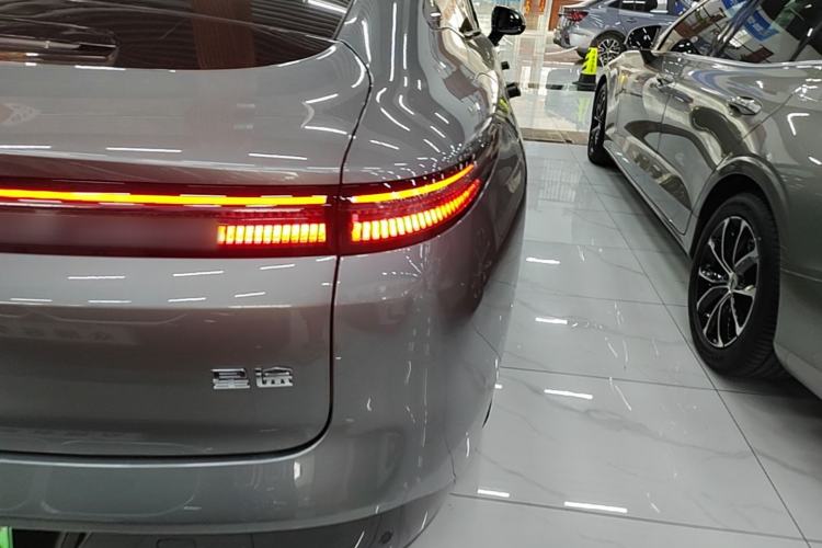 Used EXEED Star Era ES 2025 Extended-Range Pro High-Speed Driver Assistance Right Rear Taillight