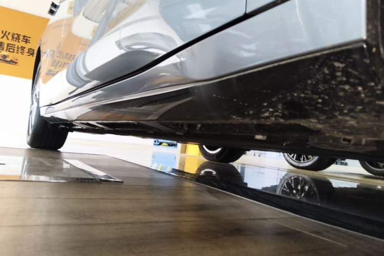 Used EXEED Star Era ES 2025 Extended-Range Pro High-Speed Driver Assistance Right Side Sill