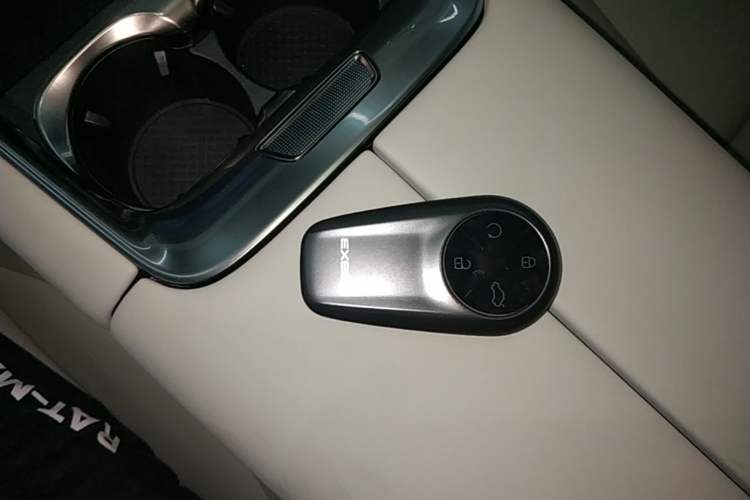 Used EXEED Star Era ES 2025 Extended-Range Pro High-Speed Driver Assistance Vehicle Key