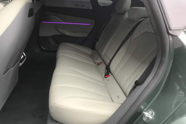 Used EXEED Star Era ES 2025 Pure Electric Ultra Flagship 100 kWh Left Rear Seat
