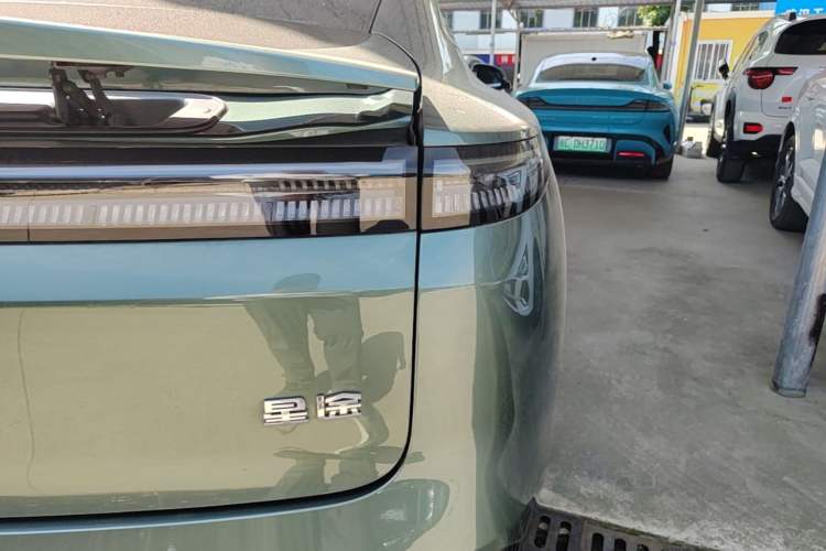 Used EXEED Star Era ES 2025 Pure Electric Fudao Version 77kWh Right Rear Taillight