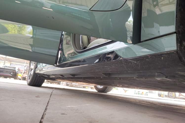 Used EXEED Star Era ES 2025 Pure Electric Fudao Version 77kWh Right Side Sill