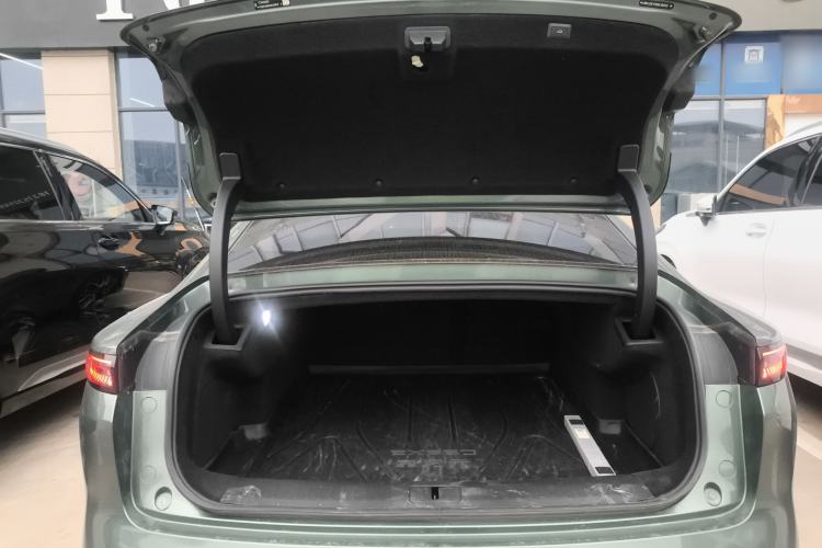 Used EXEED Star Era ES 2025 Pure Electric Ultra Flagship 100 kWh Trunk