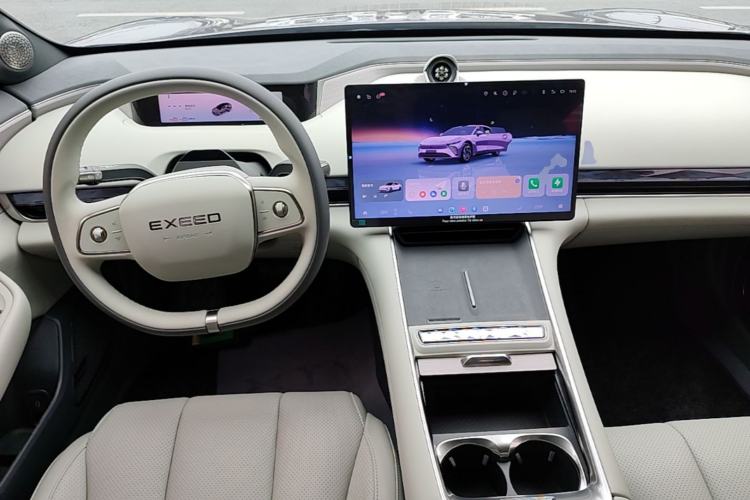 Used EXEED Star Era ES 2025 Extended-Range Pro High-Speed Driver Assistance Center Console