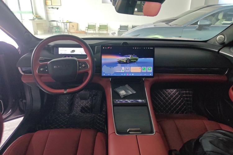 Used EXEED Star Era ES 2025 Extended-Range Max Urban Assisted Driving Center Console