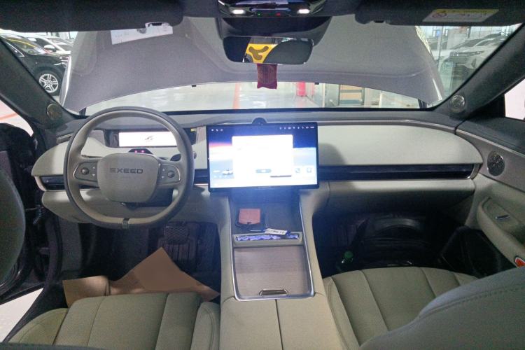 Used EXEED Star Era ES 2025 Extended-Range Pro High-Speed Driver Assistance Center Console