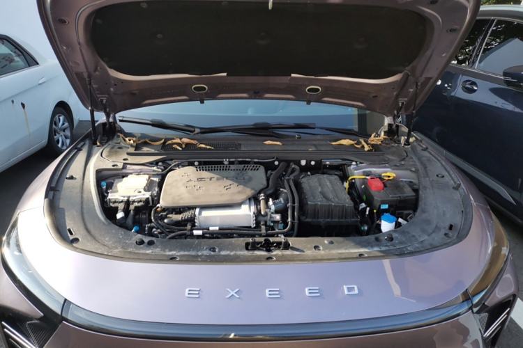 Used EXEED Star Era ES 2025 Extended-Range Max Urban Assisted Driving Engine Bay