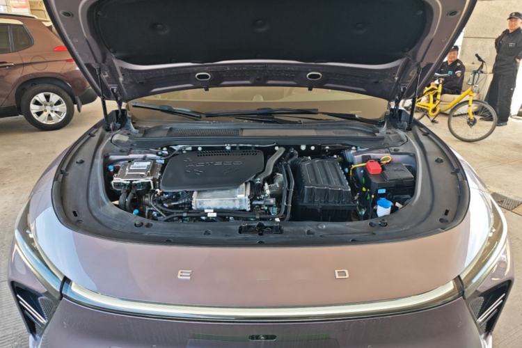 Used EXEED Star Era ES 2025 Extended-Range Max Urban Assisted Driving Engine Bay