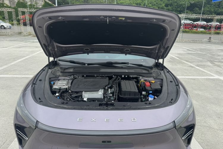 Used EXEED Star Era ES 2025 Extended-Range Max Urban Assisted Driving Engine Bay