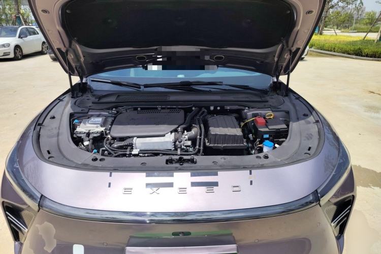 Used EXEED Star Era ES 2025 Extended-Range Max Urban Assisted Driving Engine Bay