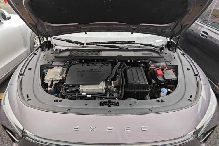 Used EXEED Star Era ES 2025 Extended-Range Max Urban Assisted Driving Engine Bay