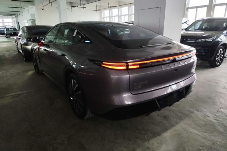 Used EXEED Star Era ES 2025 Extended-Range Max Urban Assisted Driving Exterior 2