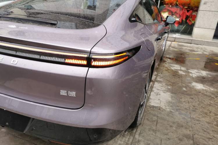 Used EXEED Star Era ES 2025 Extended-Range Max Urban Assisted Driving Exterior 3