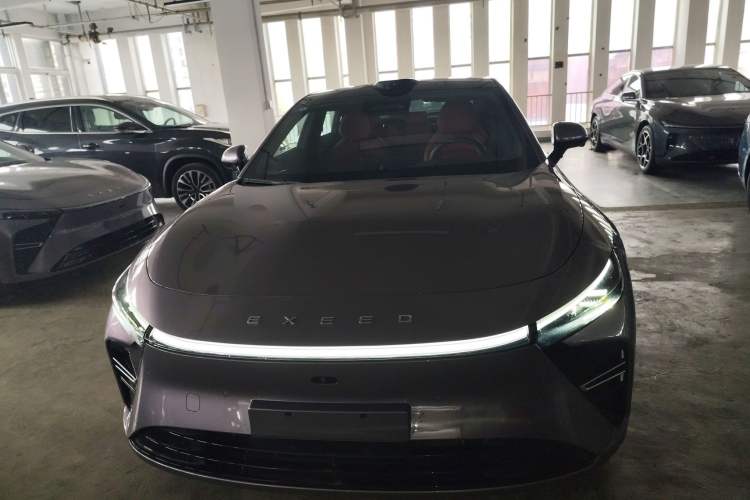 Used EXEED Star Era ES 2025 Extended-Range Max Urban Assisted Driving Front