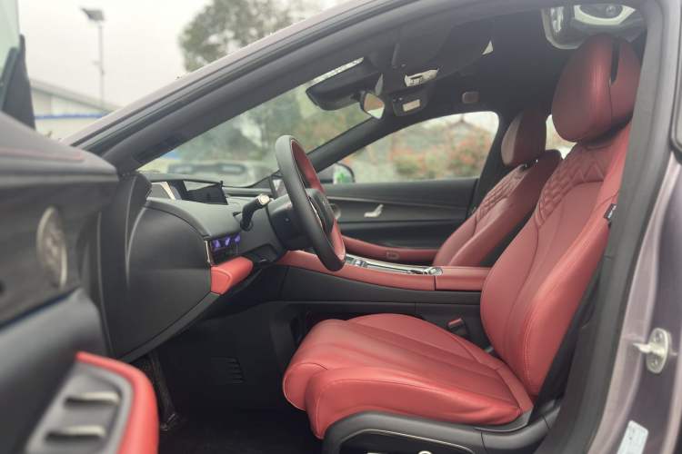 Used EXEED Star Era ES 2025 Extended-Range Max Urban Assisted Driving Interior 2