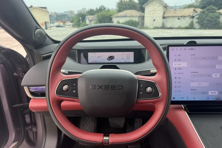 Used EXEED Star Era ES 2025 Extended-Range Max Urban Assisted Driving Interior 3