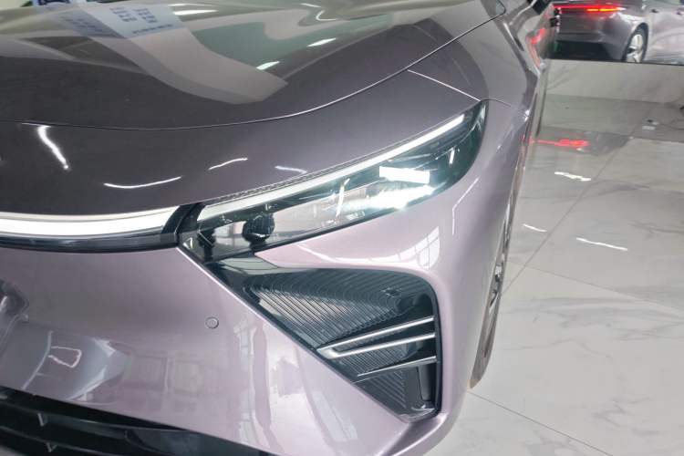 Used EXEED Star Era ES 2025 Extended-Range Max Urban Assisted Driving Left Front Headlight