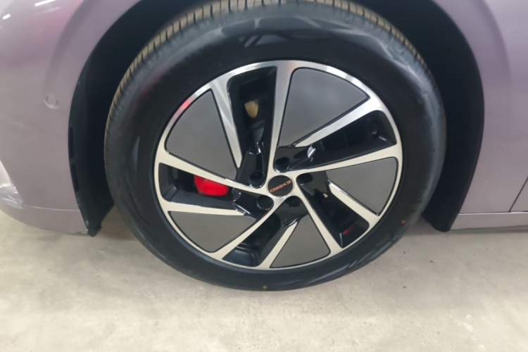 Used EXEED Star Era ES 2025 Extended-Range Max Urban Assisted Driving Left Front Wheel Hub
