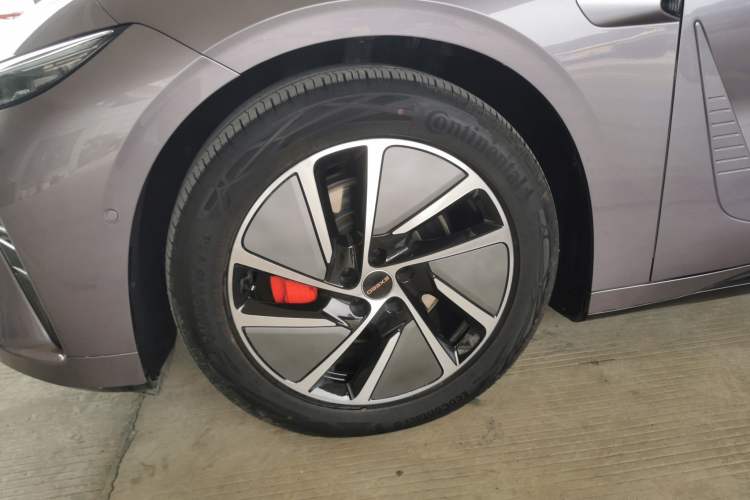 Used EXEED Star Era ES 2025 Extended-Range Max Urban Assisted Driving Left Front Wheel Hub