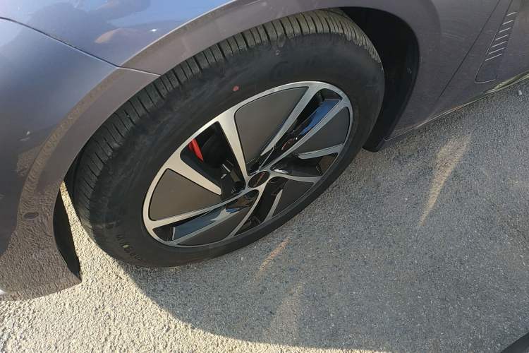 Used EXEED Star Era ES 2025 Extended-Range Max Urban Assisted Driving Left Front Wheel Hub