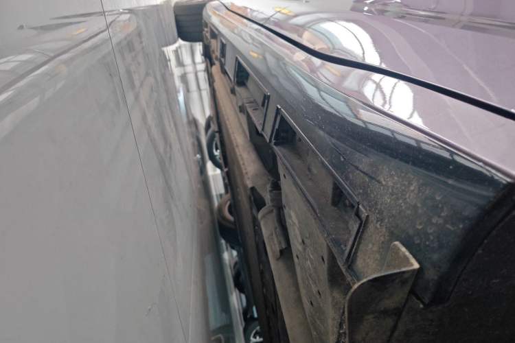 Used EXEED Star Era ES 2025 Extended-Range Max Urban Assisted Driving Left Side Sill