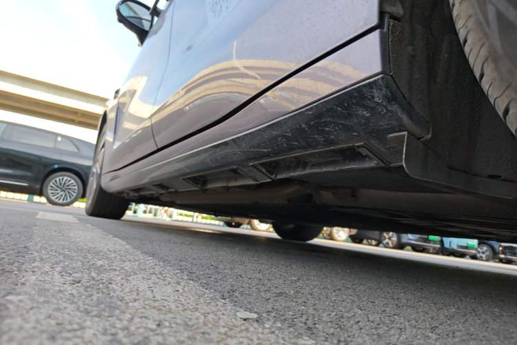 Used EXEED Star Era ES 2025 Extended-Range Max Urban Assisted Driving Left Side Sill