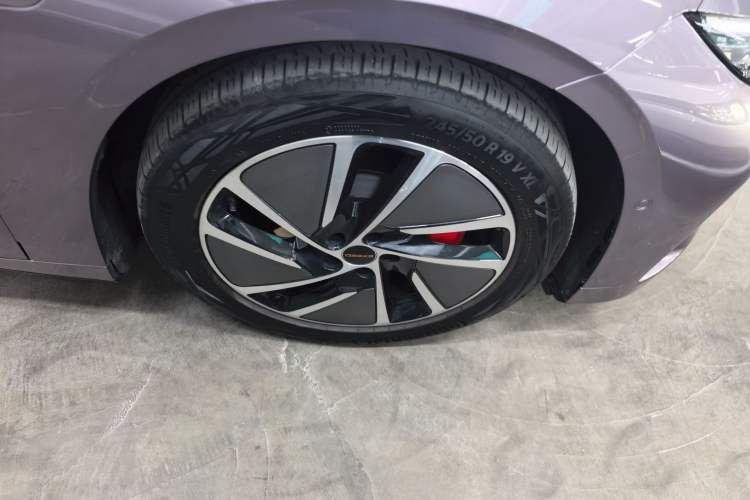 Used EXEED Star Era ES 2025 Extended-Range Max Urban Assisted Driving Right Rear Wheel Hub