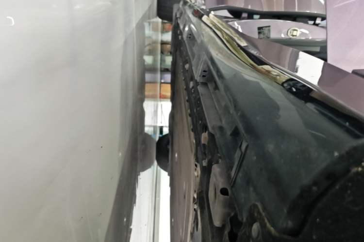 Used EXEED Star Era ES 2025 Extended-Range Max Urban Assisted Driving Right Side Sill