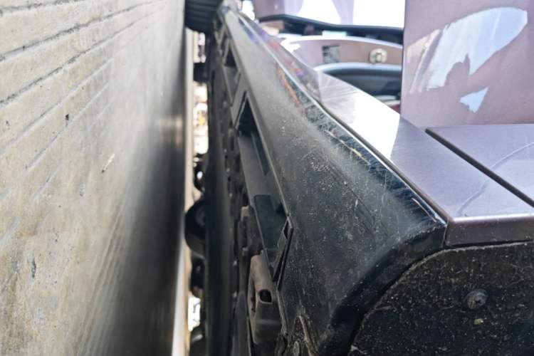 Used EXEED Star Era ES 2025 Extended-Range Max Urban Assisted Driving Right Side Sill