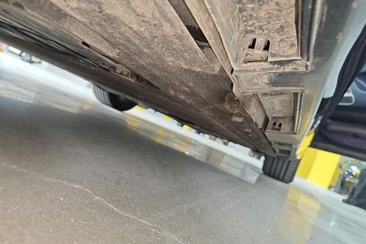 Used EXEED Star Era ES 2025 Extended-Range Max Urban Assisted Driving Right Side Sill