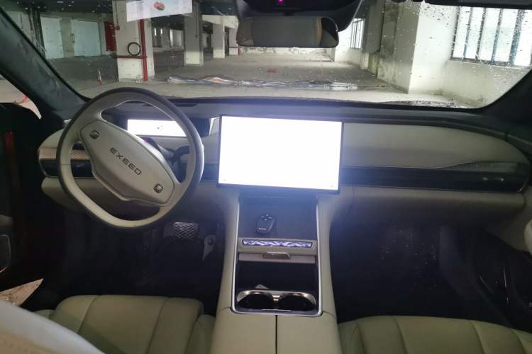 Used EXEED Star Era ES 2025 Pure Electric Ultra Flagship 100 kWh Center Console
