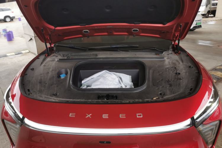 Used EXEED Star Era ES 2025 All-Electric Pro Four-Wheel Drive 77 kWh Engine Bay