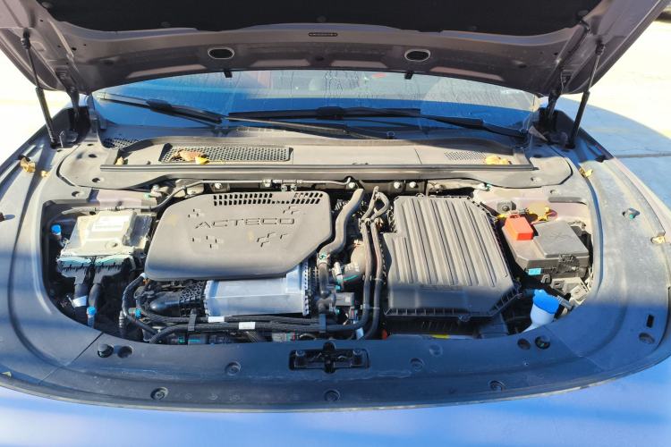 Used EXEED Star Era ES 2025 Extended-Range Ultra Four-Wheel-Drive Flagship Engine Bay