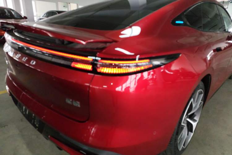 Used EXEED Star Era ES 2025 Pure Electric Ultra Flagship 100 kWh Exterior 3