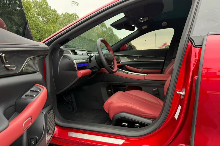 Used EXEED Star Era ES 2025 All-Electric Pro Four-Wheel Drive 77 kWh Interior 2