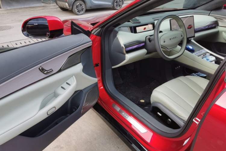 Used EXEED Star Era ES 2025 Pure Electric Ultra Flagship 100 kWh Interior 3