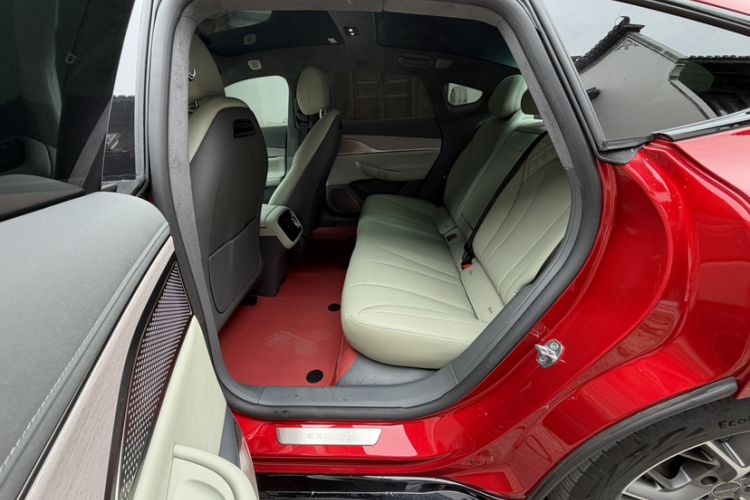 Used EXEED Star Era ES 2025 Pure Electric Pro 77 kWh Interior 3