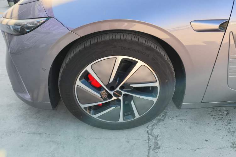 Used EXEED Star Era ES 2025 Extended-Range Ultra Four-Wheel-Drive Flagship Left Front Wheel Hub