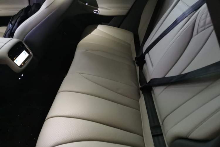Used EXEED Star Era ES 2025 Pure Electric Ultra Flagship 100 kWh Left Rear Seat