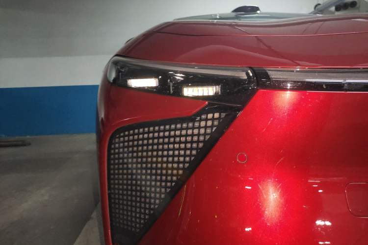 Used EXEED Star Era ES 2025 Pure Electric Pro Urban Driving Assistance 77 kWh Right Front Headlight