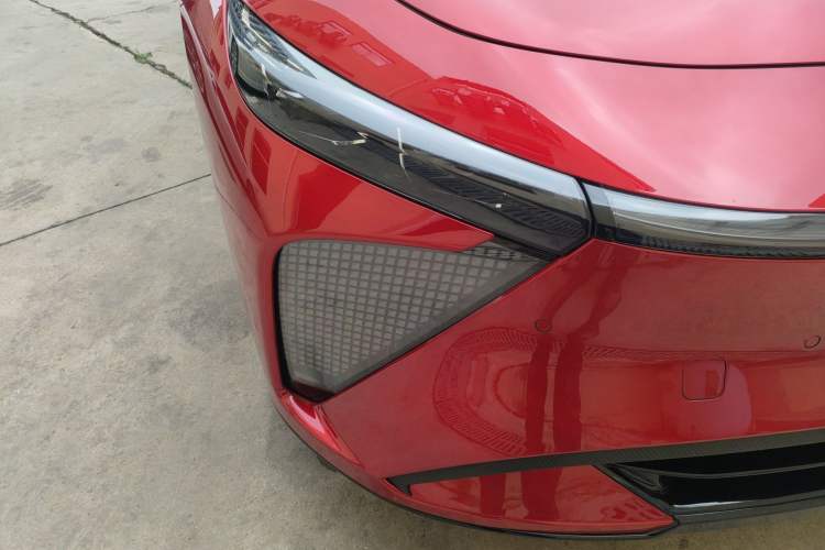 Used EXEED Star Era ES 2025 Pure Electric Ultra Flagship 100 kWh Right Front Headlight