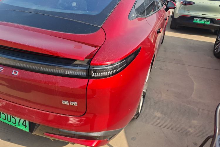 Used EXEED Star Era ES 2025 Pure Electric Ultra Flagship 100 kWh Right Rear Taillight