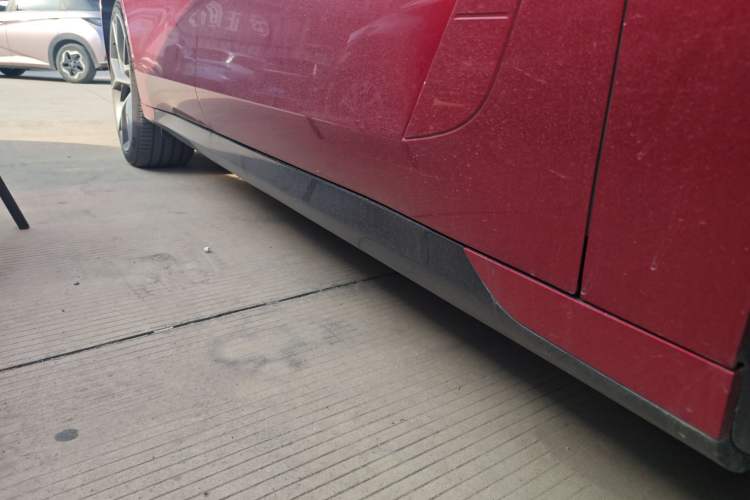 Used EXEED Star Era ES 2025 Pure Electric Ultra Flagship 100 kWh Right Side Sill