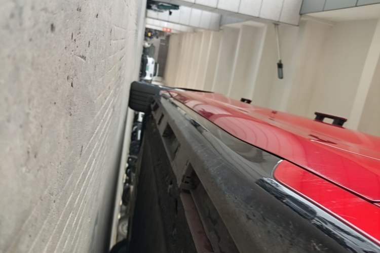 Used EXEED Star Era ES 2025 Pure Electric Pro 77 kWh Right Side Sill