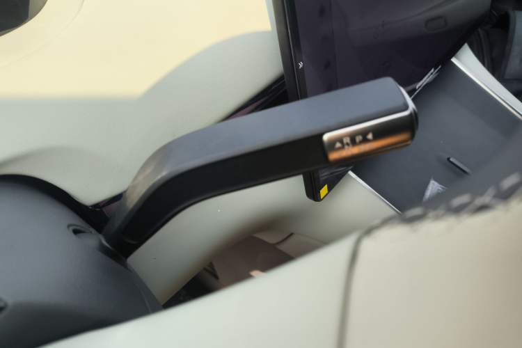 Used EXEED Star Era ES 2025 Extended-Range Pro High-Speed Driver Assistance Gear Lever
