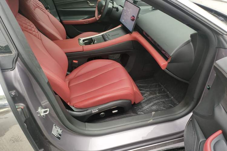 Used EXEED Star Era ES 2025 Extended-Range Max Urban Assisted Driving Right Front Seat