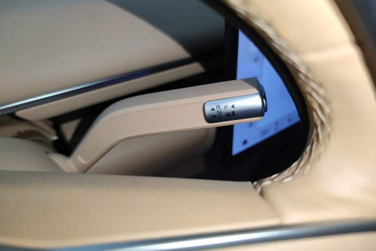 Used EXEED Star Era ET 2024 Range-Extended 240 Max All-Wheel Drive Gear Lever