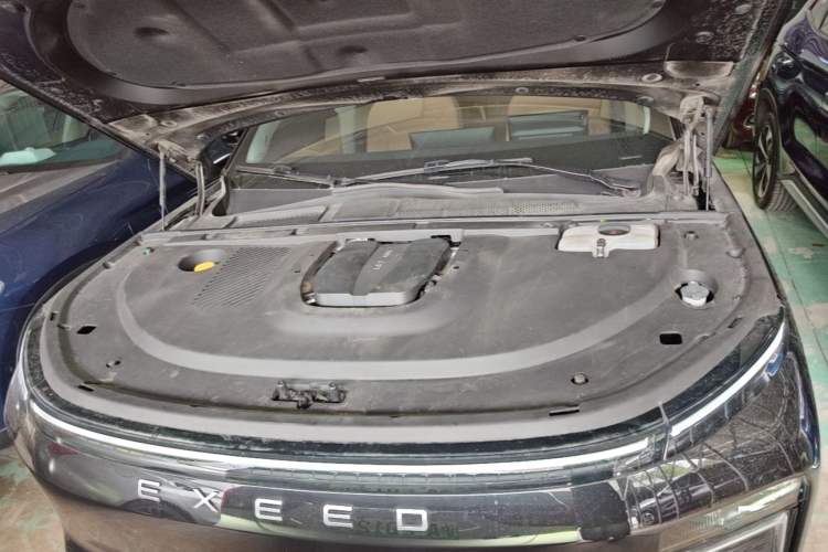 Used EXEED Star Era ET 2024 Range-Extended 200 Pro Engine Bay